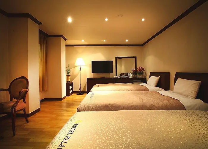 Namdaemun Palace 3*