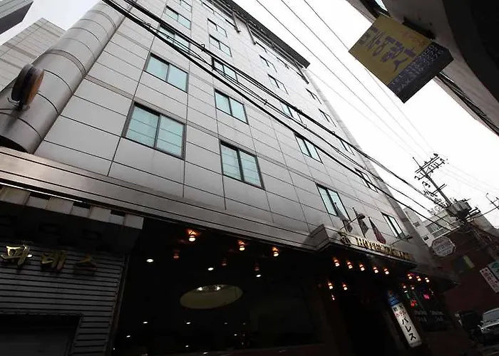 Hotel Namdaemun Palace 3*