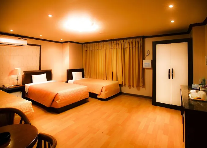 Namdaemun Palace 3*
