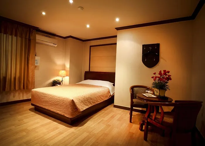 Hotel Namdaemun Palace 3*