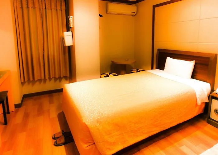 Namdaemun Palace 3*